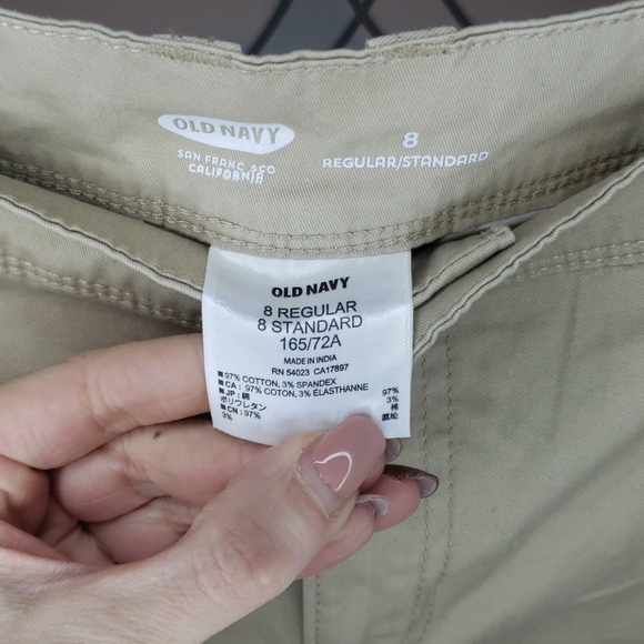 NWT old navy capris size 8 tan - Picture 3 of 6